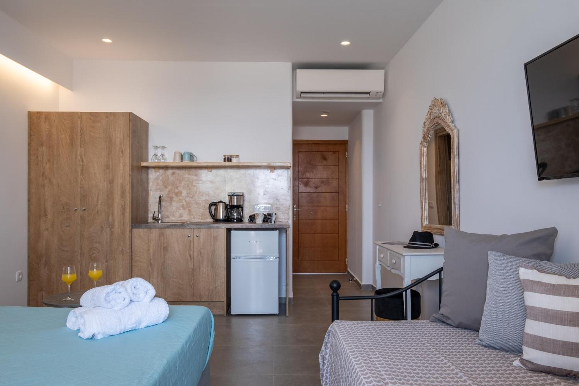 Sand Gem - Beach Apartments Періволос Екстер'єр фото